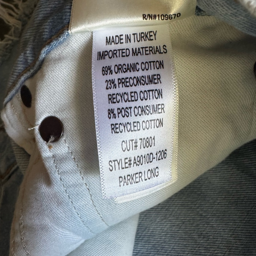 Agolde Parker Long Shorts in Agreement Light Wash Distressed Denim Shorts - Picture 9 of 11